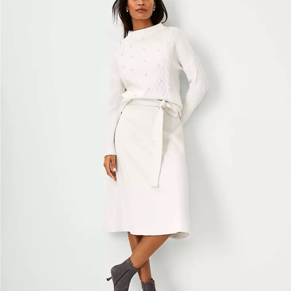 ANN TAYLOR Pearlized Mock Neck Cable Sweater Elegant White Women's Sweater NWT - Picture 3 of 5